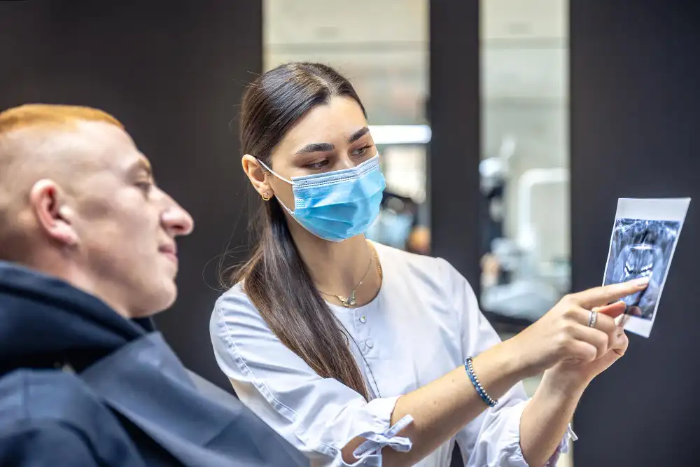 İlk Kez Diş Kliniğine Gidenleri Neler Bekler